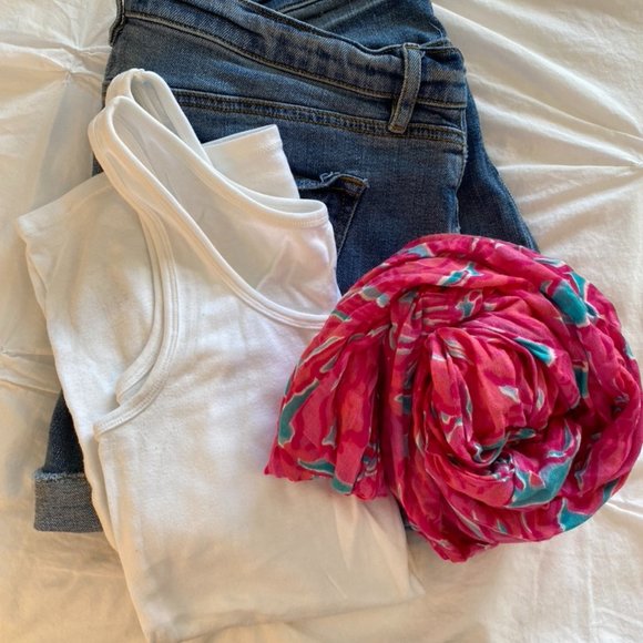 Lilly Pulitzer Riley Infinity Scarf - Picture 8 of 8